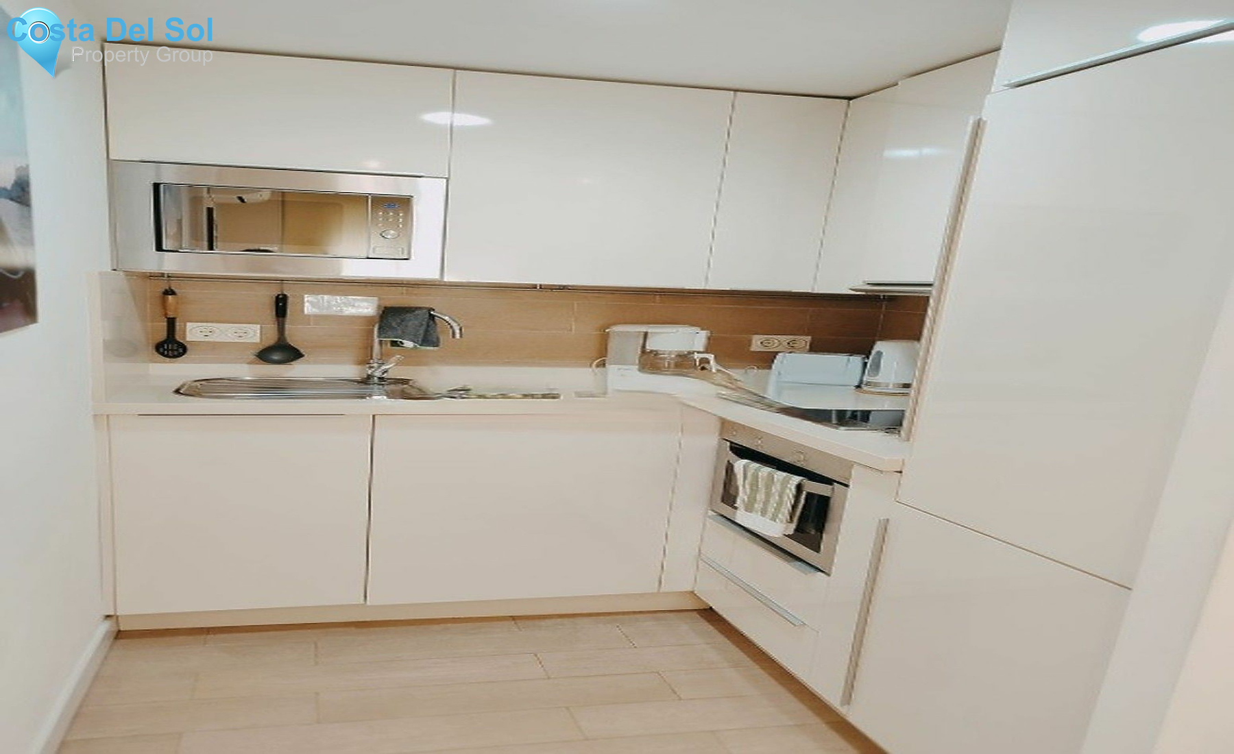 Middle Floor Apartment in Estepona-1473723