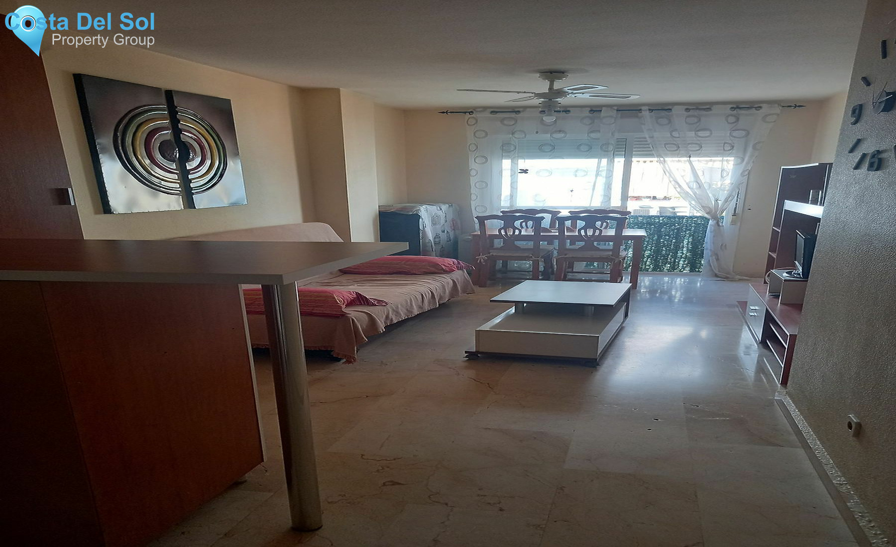 Middle Floor Apartment in Estepona-1486699