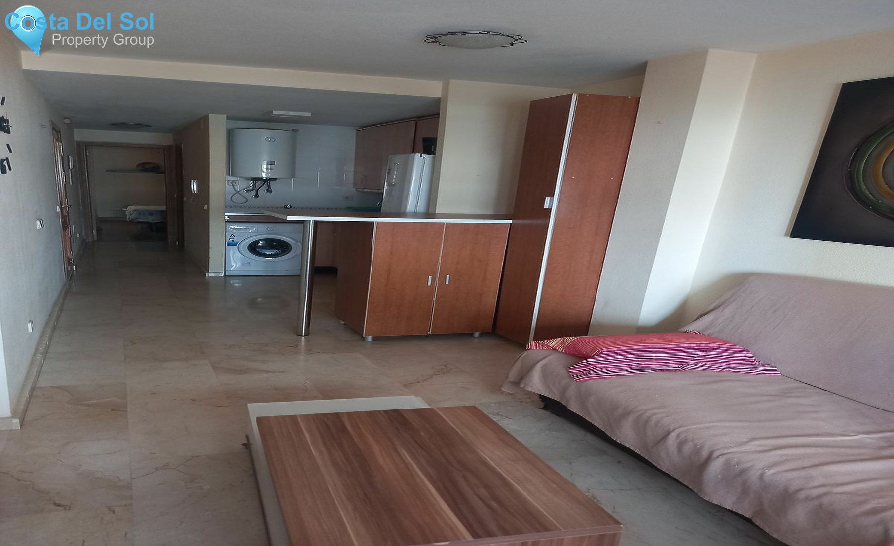 Middle Floor Apartment in Estepona-1486702