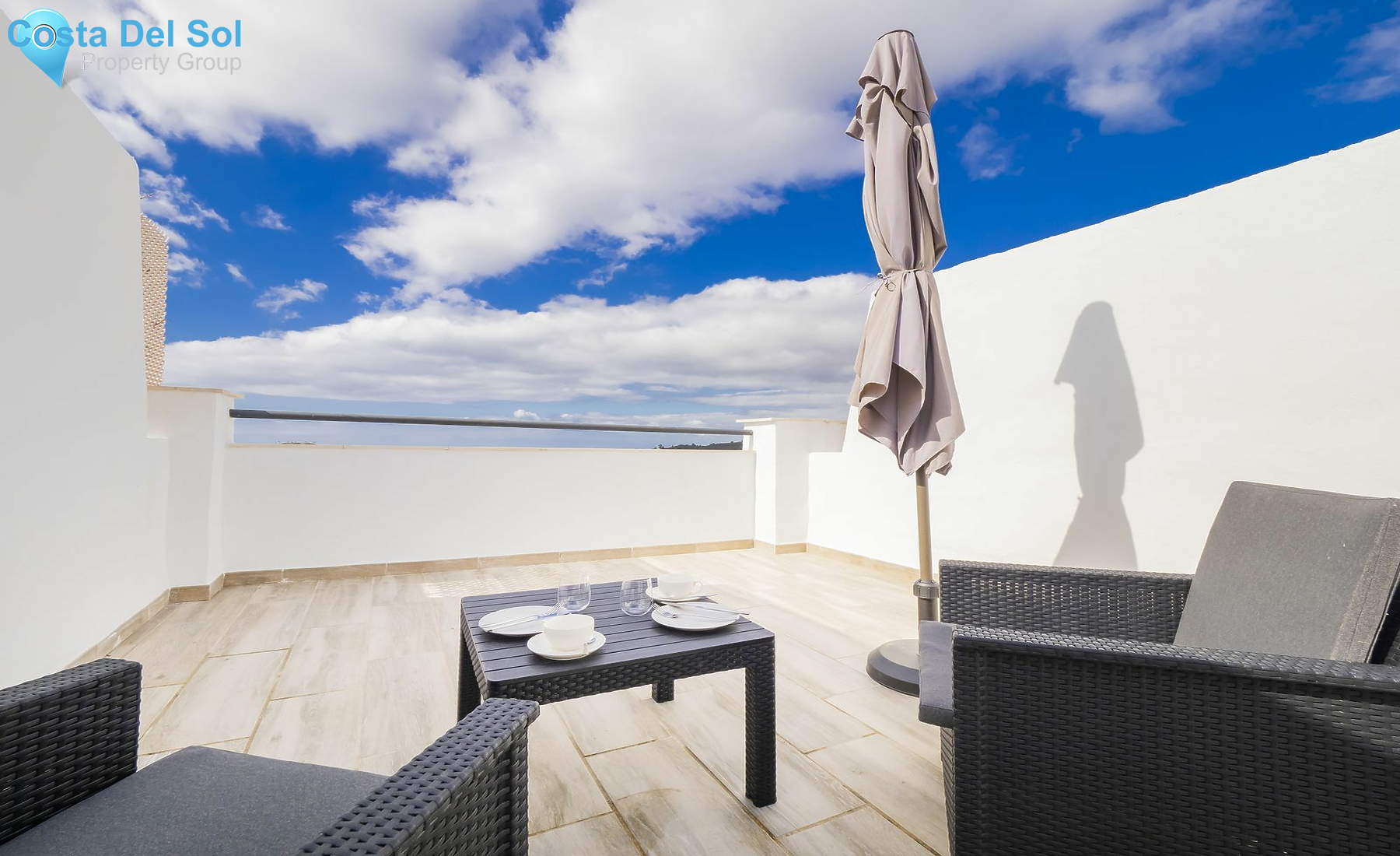 Middle Floor Apartment in Estepona-1491089