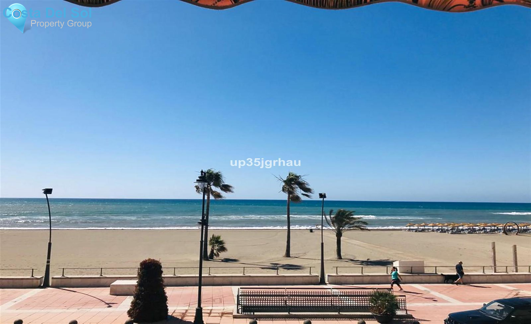 Middle Floor Apartment in Estepona