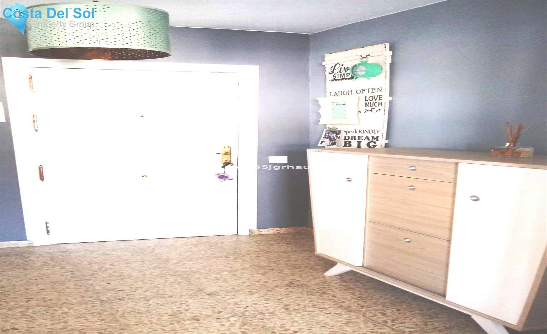 Middle Floor Apartment in Estepona-1495803