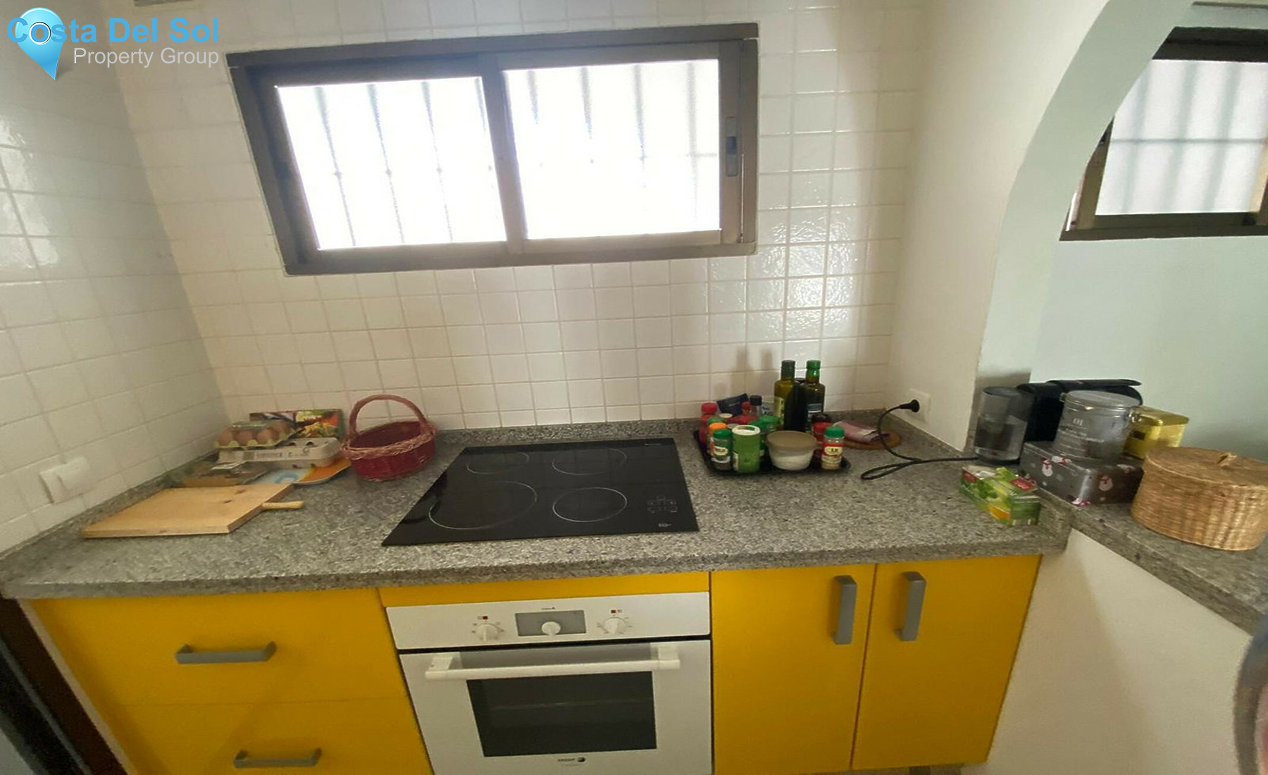 Middle Floor Apartment in Fuengirola-1237560
