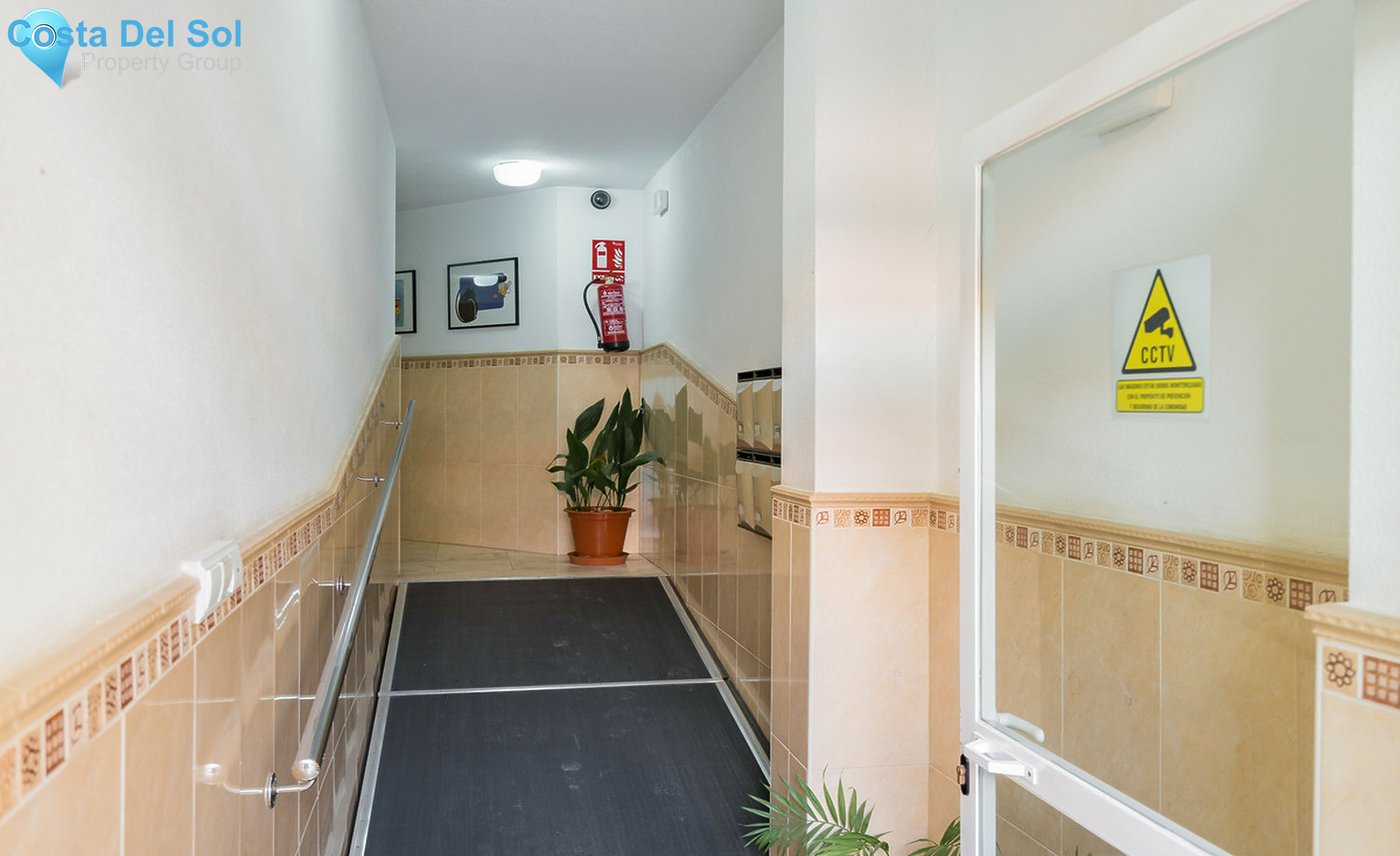 Middle Floor Apartment in Fuengirola-1241215