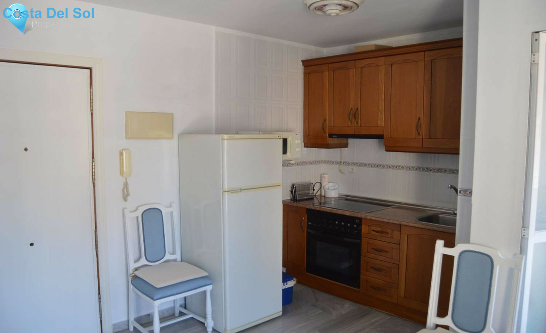 Middle Floor Apartment in Fuengirola-1250498