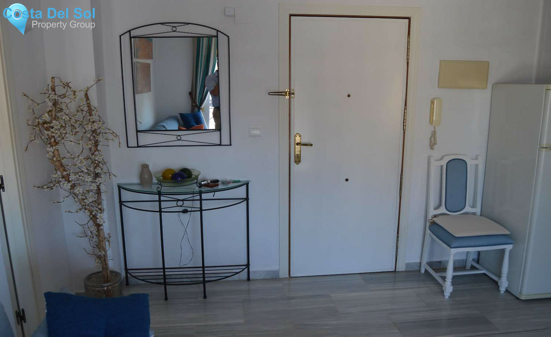 Middle Floor Apartment in Fuengirola-1250499