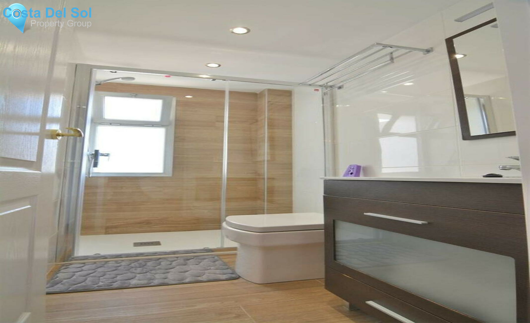 Middle Floor Apartment in Fuengirola-1293475