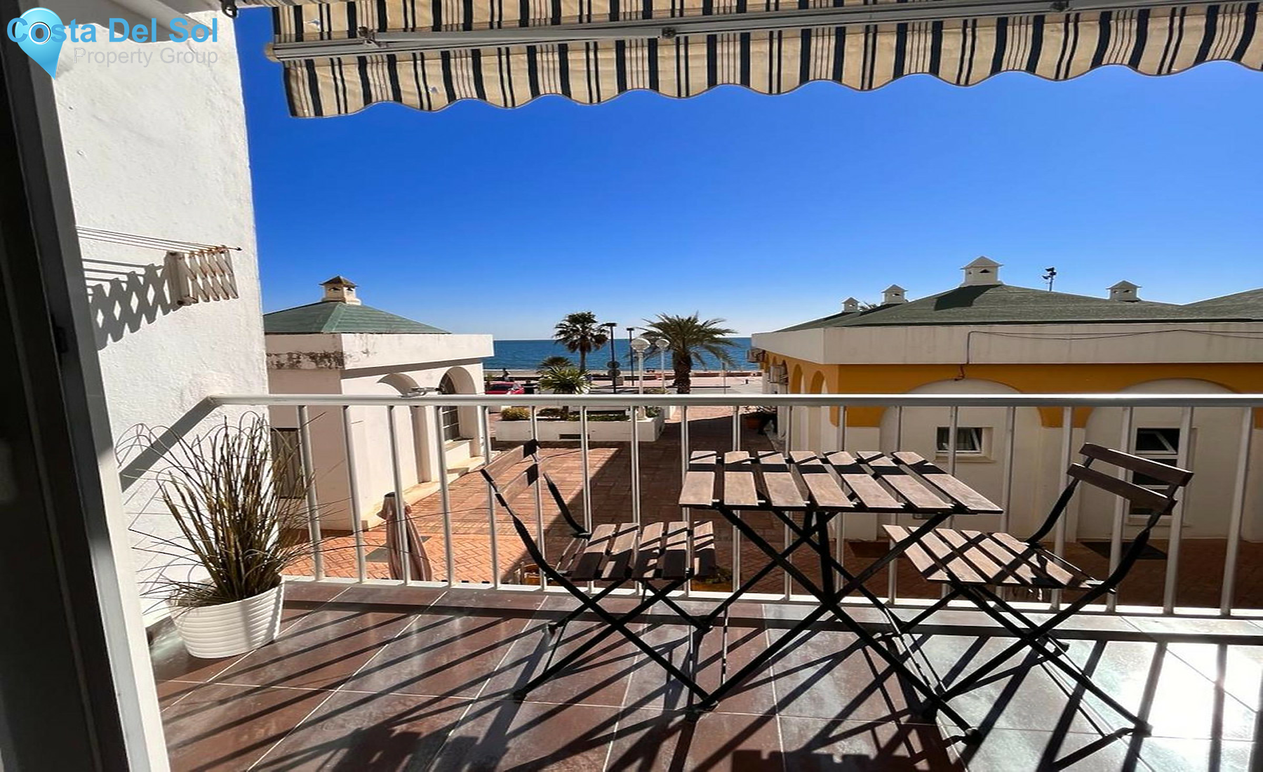 Middle Floor Apartment in Fuengirola-1299000
