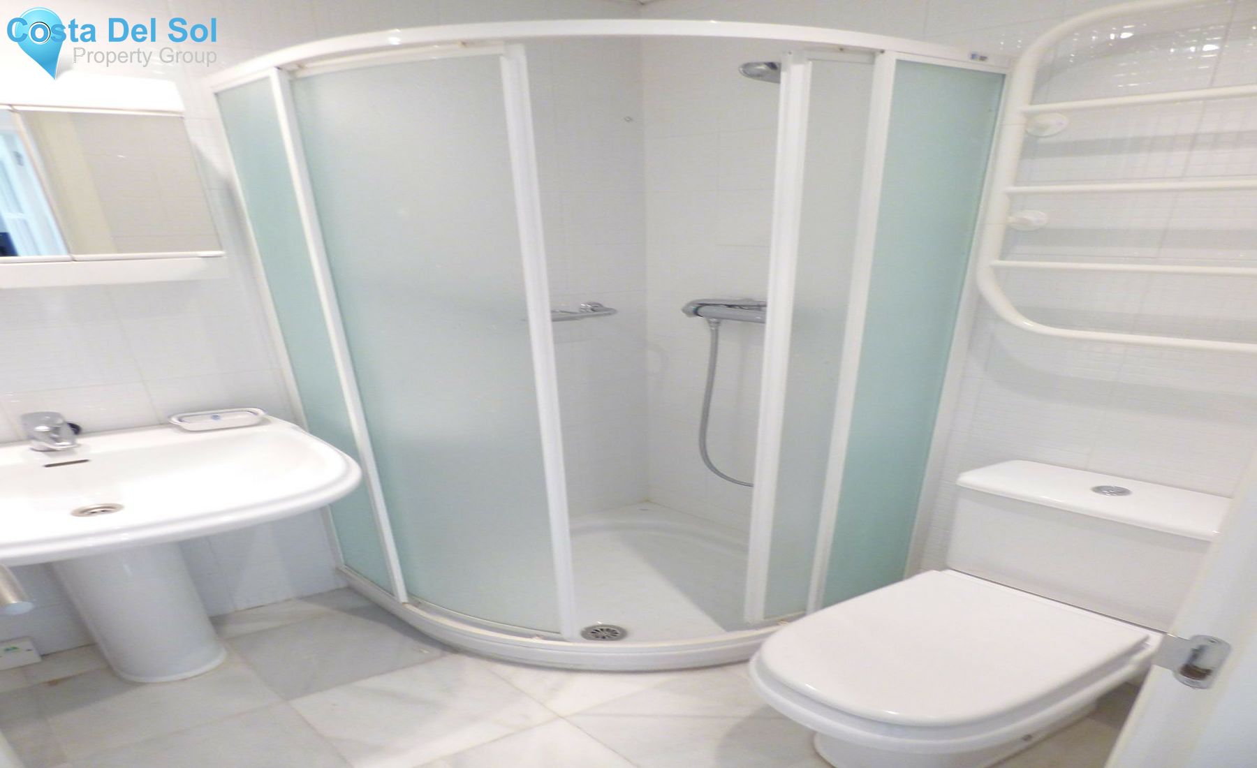 Middle Floor Apartment in Fuengirola-1339461
