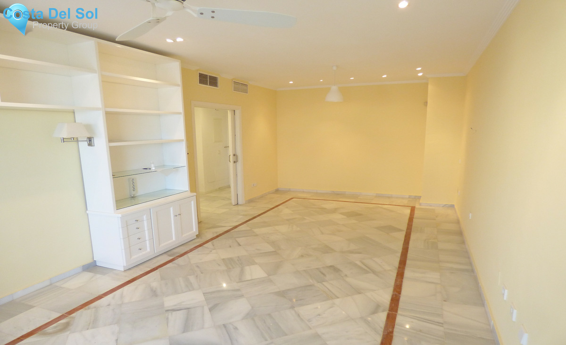 Middle Floor Apartment in Fuengirola-1339454