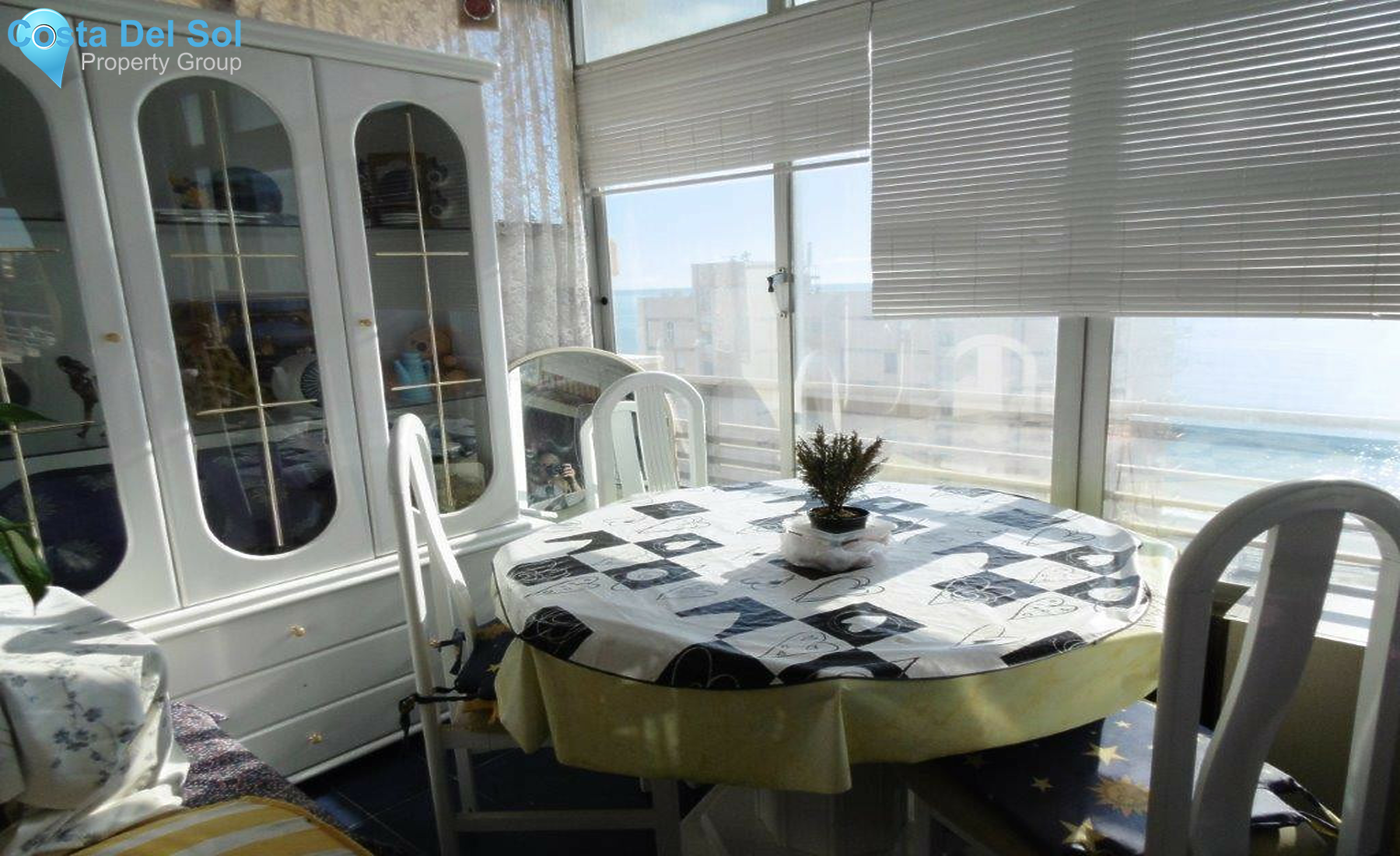 Middle Floor Apartment in Fuengirola-1354626