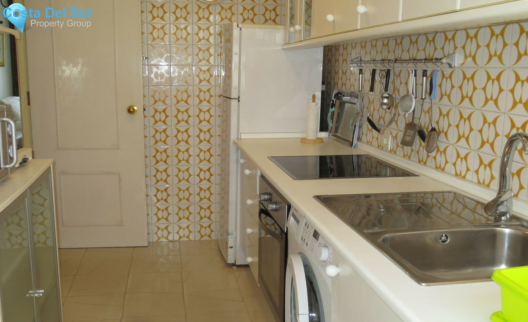 Middle Floor Apartment in Fuengirola-1401877