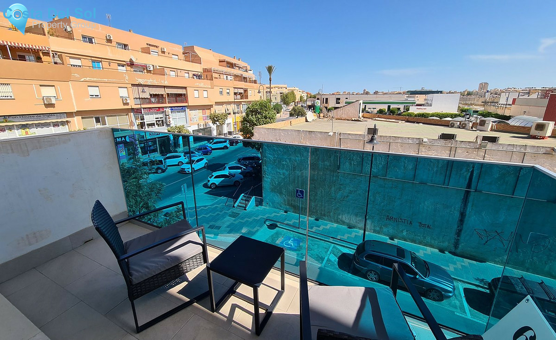 Middle Floor Apartment in Fuengirola-1453055
