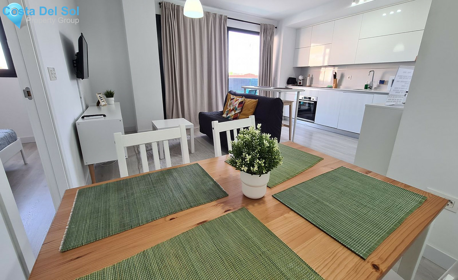 Middle Floor Apartment in Fuengirola-1453038