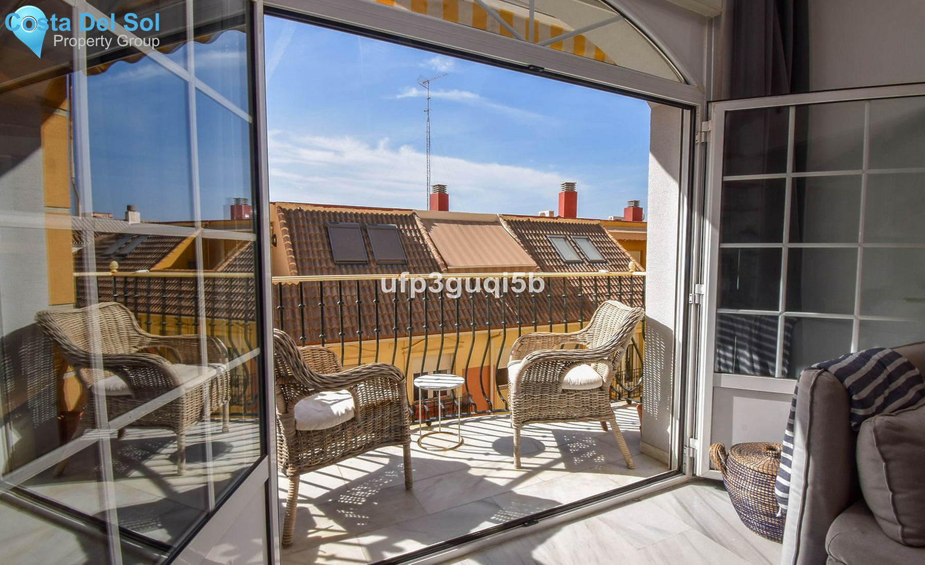 Middle Floor Apartment in Fuengirola-1501636