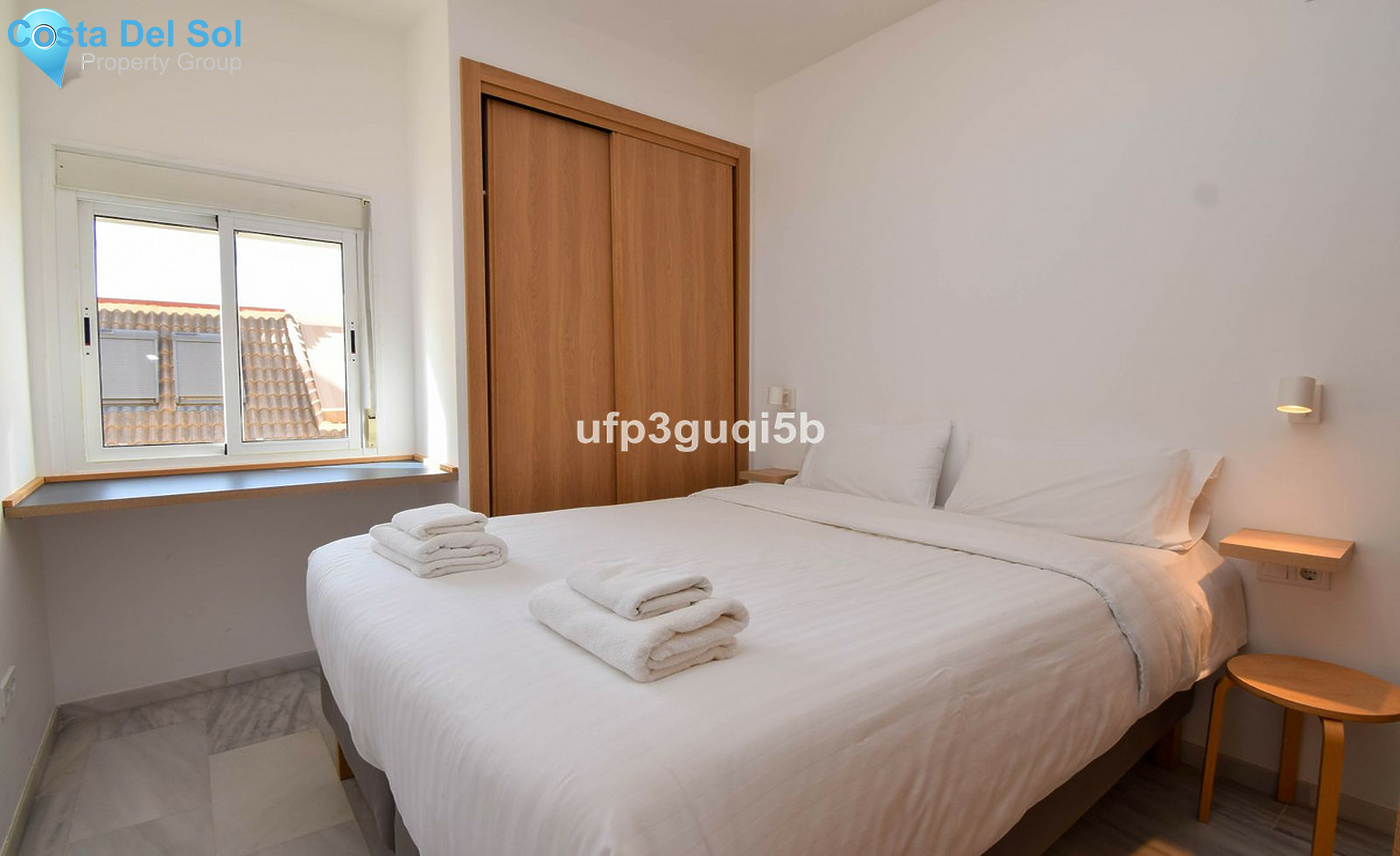 Middle Floor Apartment in Fuengirola-1501629
