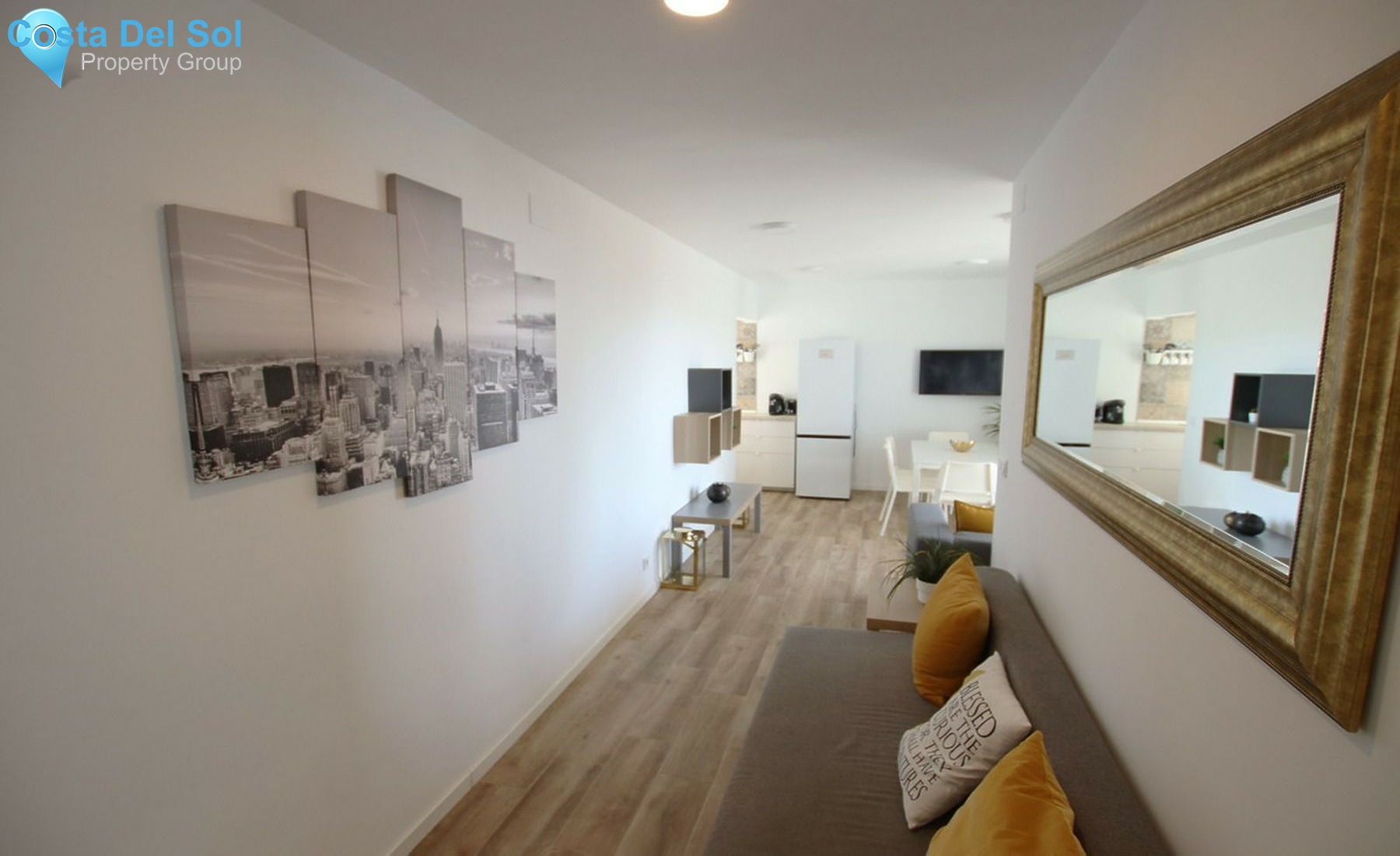 Middle Floor Apartment in Fuengirola-1503190