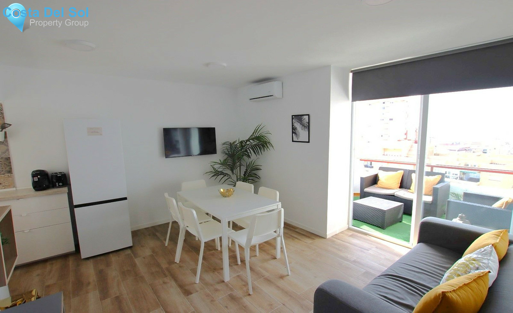 Middle Floor Apartment in Fuengirola-1503194