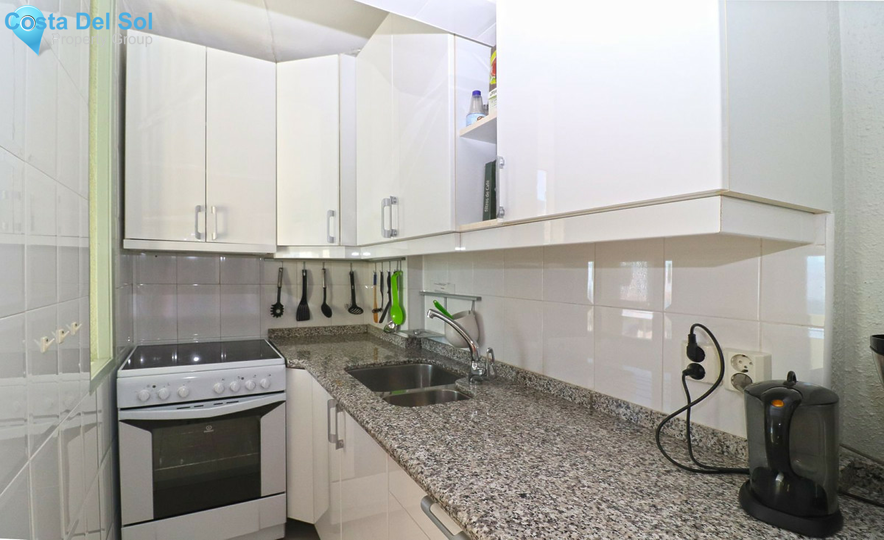 Middle Floor Apartment in Fuengirola-1509111