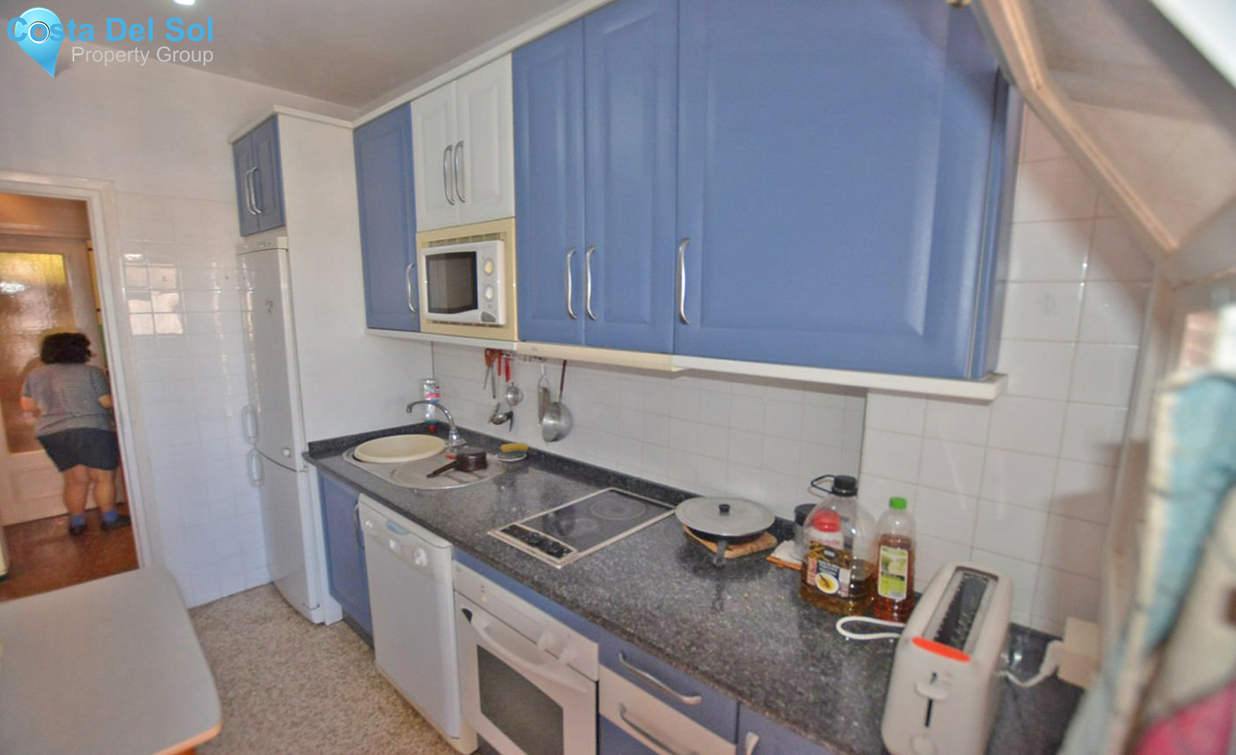 Middle Floor Apartment in Fuengirola-1509434