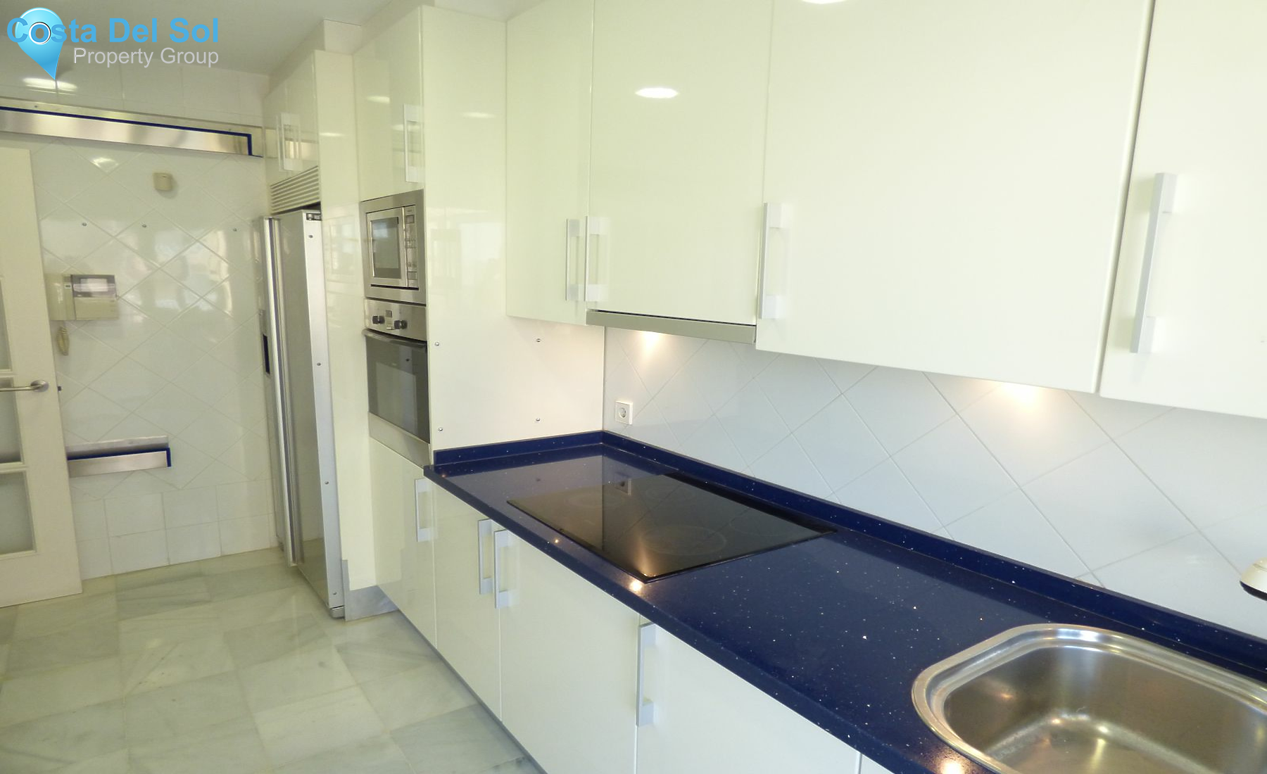 Middle Floor Apartment in Fuengirola-1129460