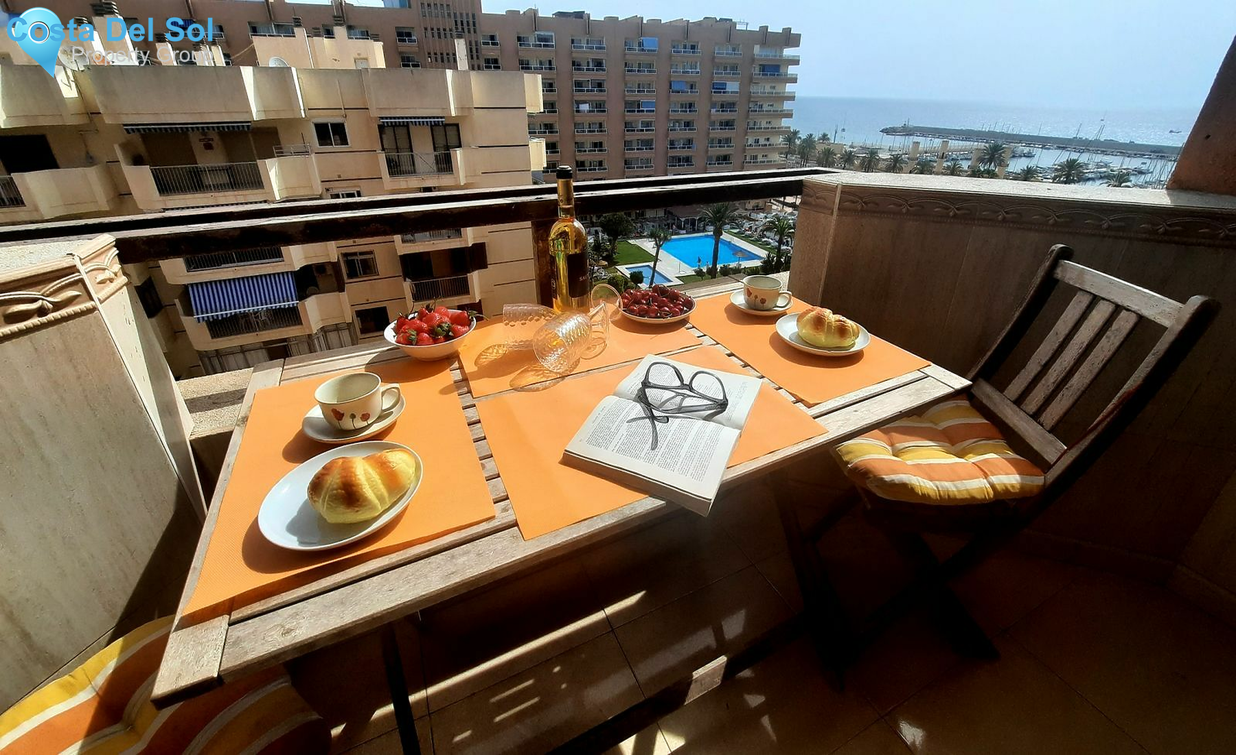 Middle Floor Apartment in Fuengirola-1143431