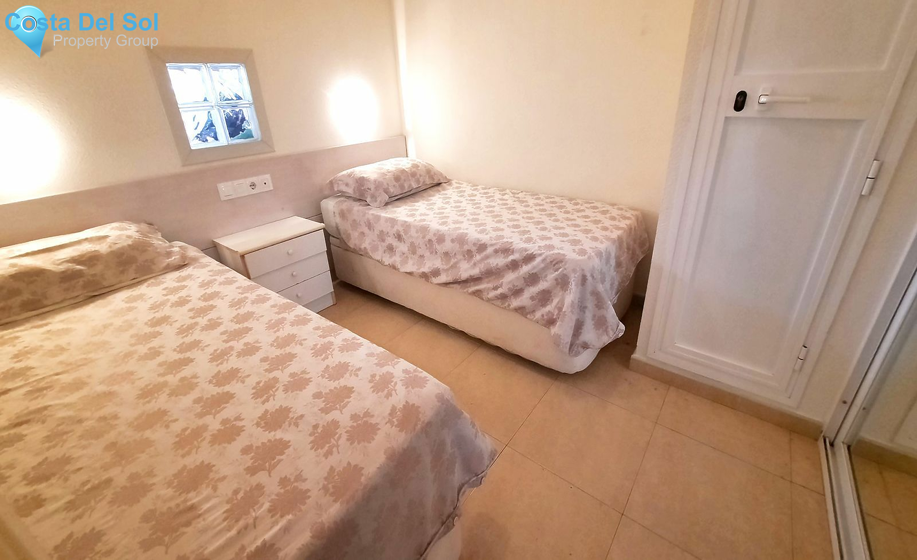 Middle Floor Apartment in Fuengirola-1143420