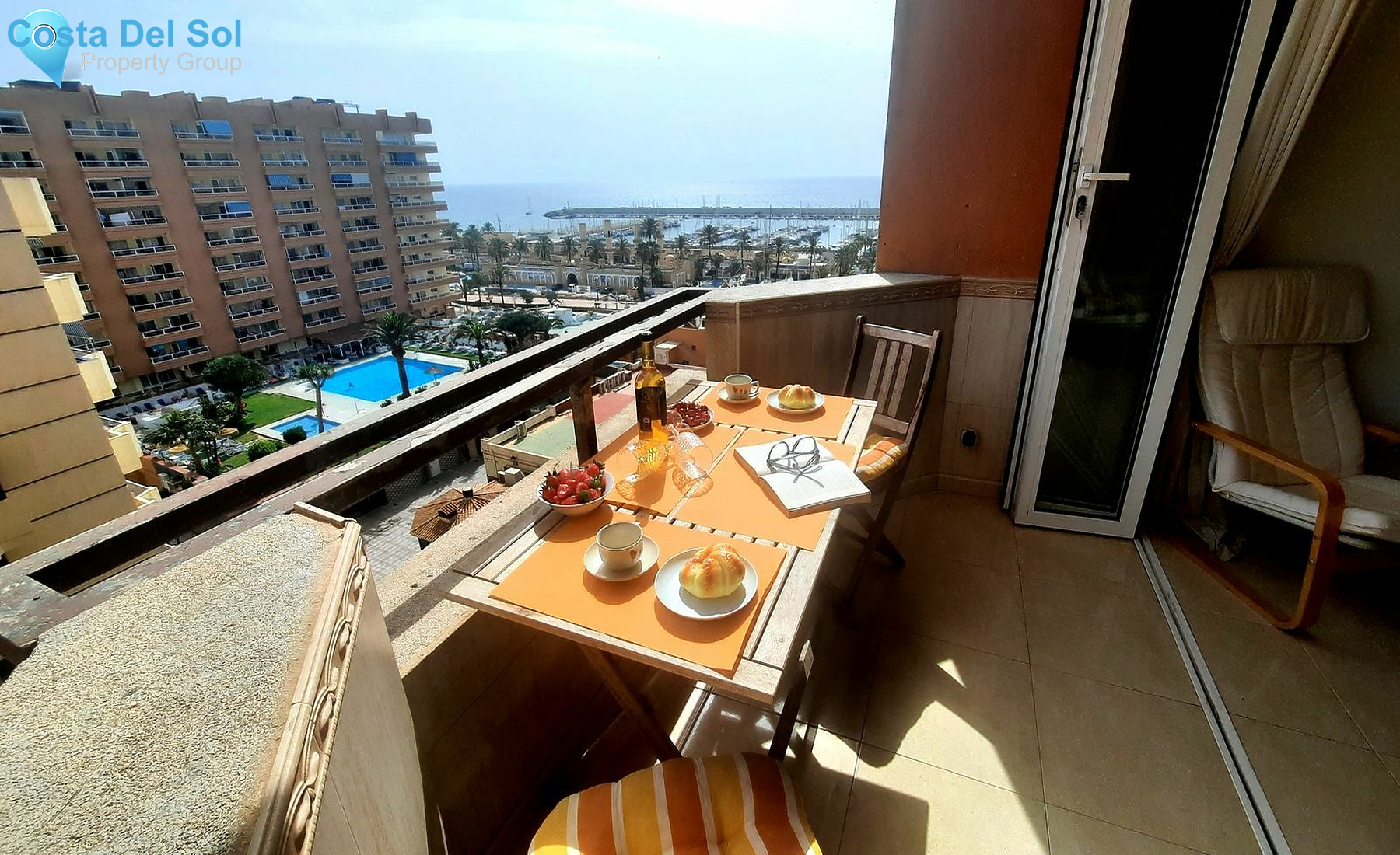 Middle Floor Apartment in Fuengirola-1143421