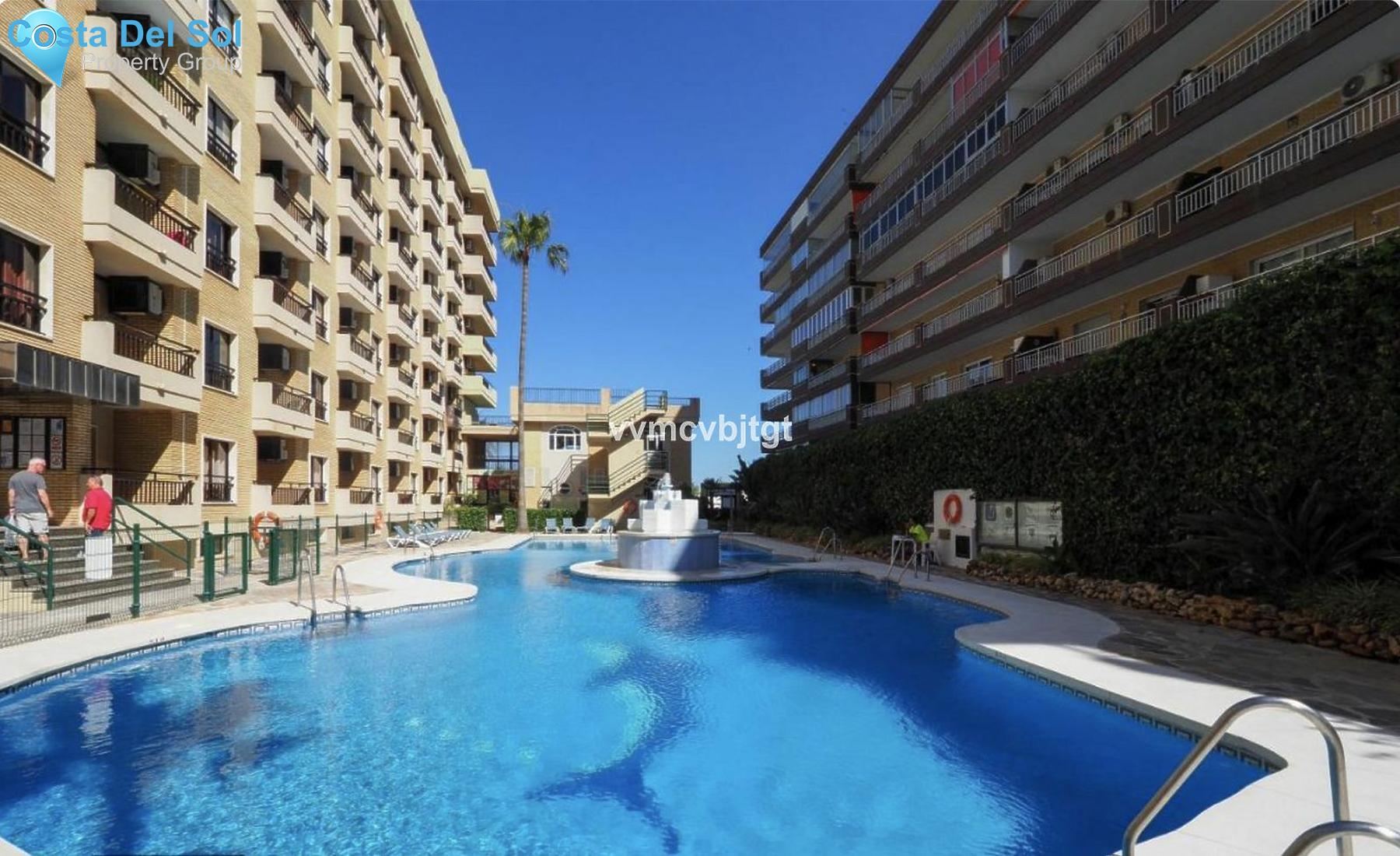 Middle Floor Apartment in Fuengirola-1161700
