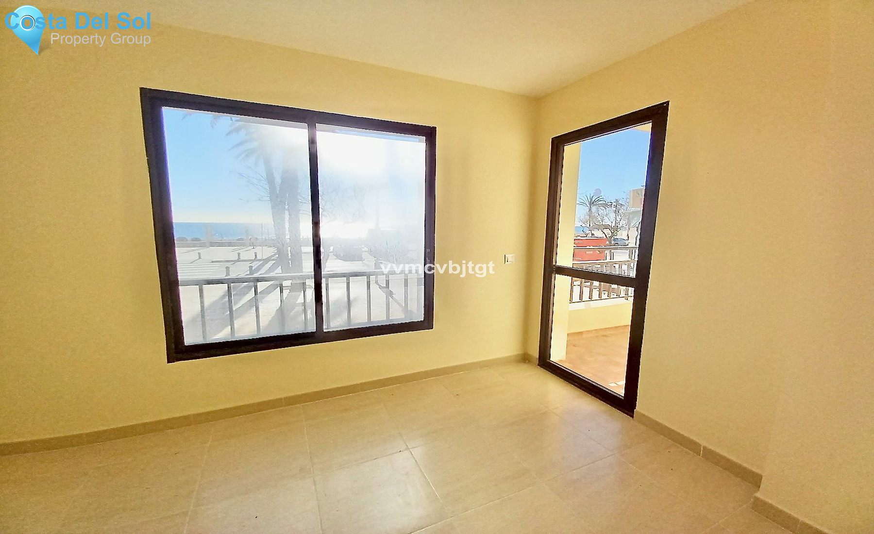 Middle Floor Apartment in Fuengirola-1161693