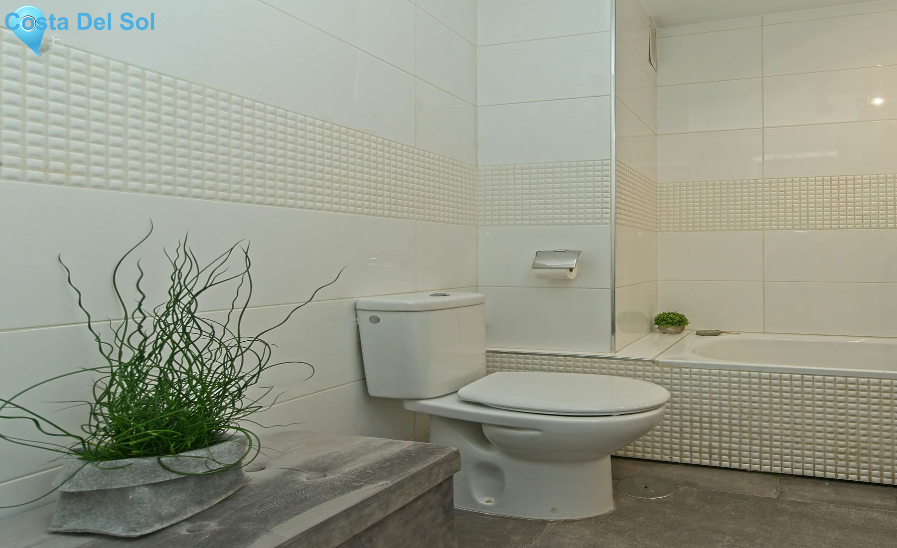 Middle Floor Apartment in Fuengirola-1161880