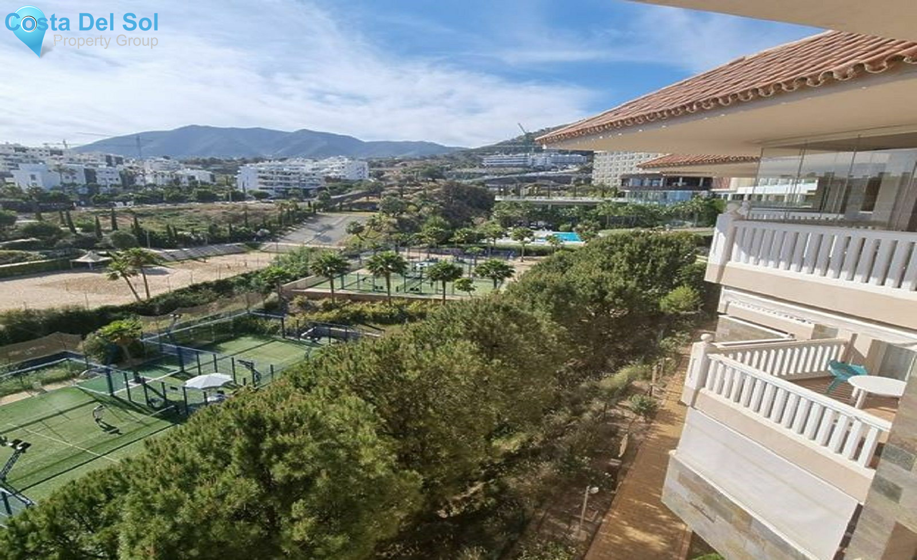 Middle Floor Apartment in Fuengirola-1162924