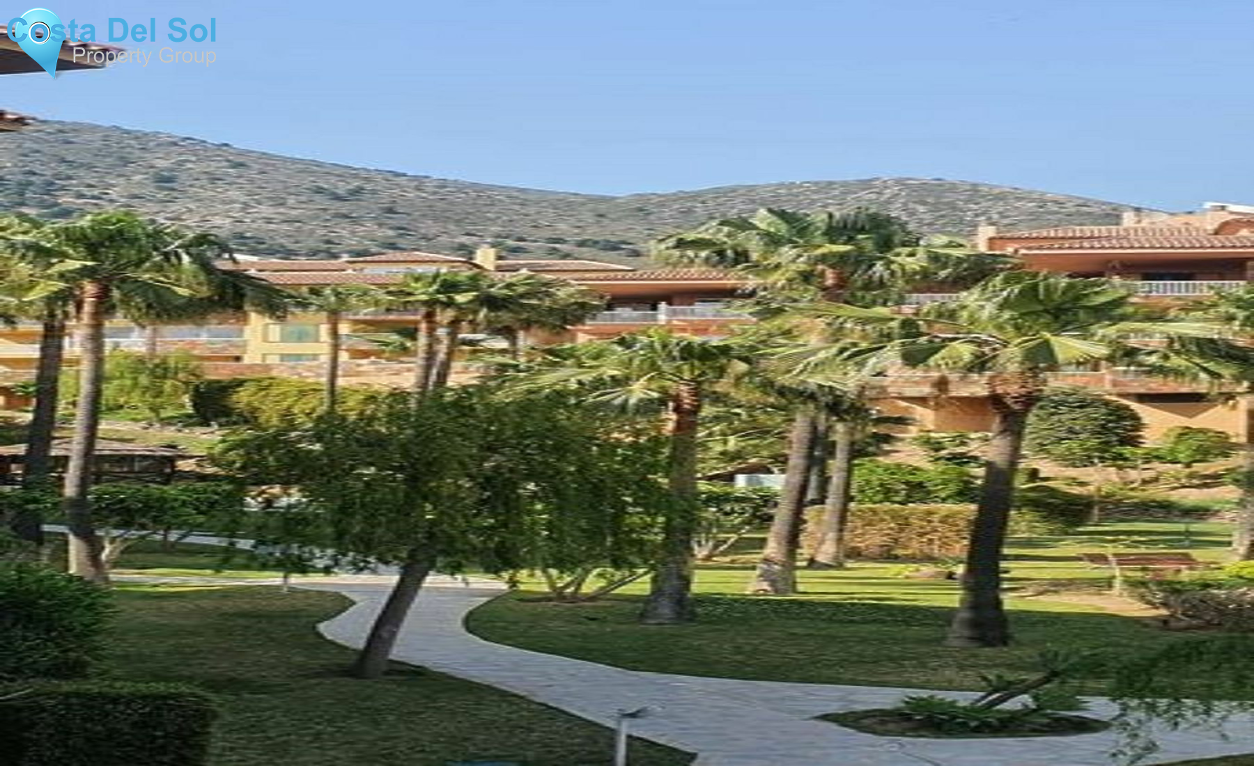 Middle Floor Apartment in Fuengirola-1162917