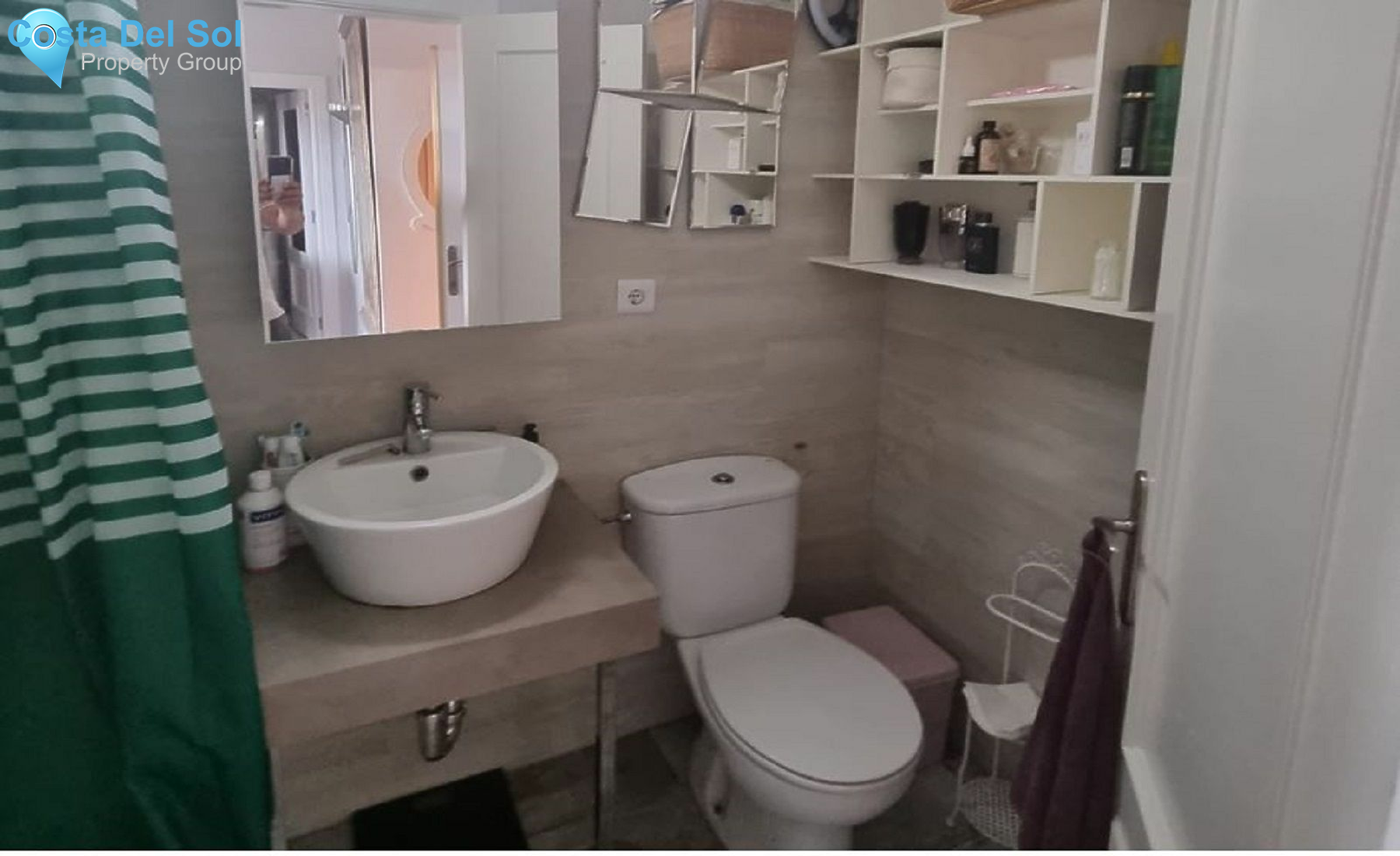 Middle Floor Apartment in Fuengirola-1162921