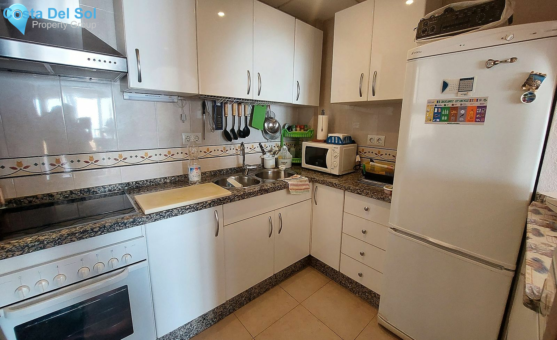 Middle Floor Apartment in Fuengirola-1184600