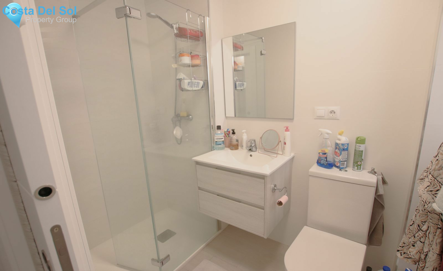 Middle Floor Apartment in Fuengirola-1425539