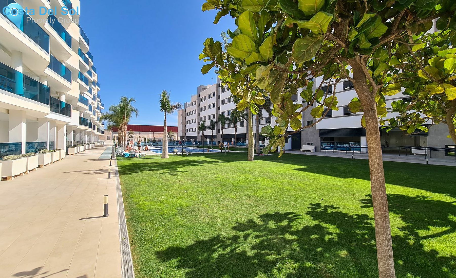 Middle Floor Apartment in Fuengirola-1487180