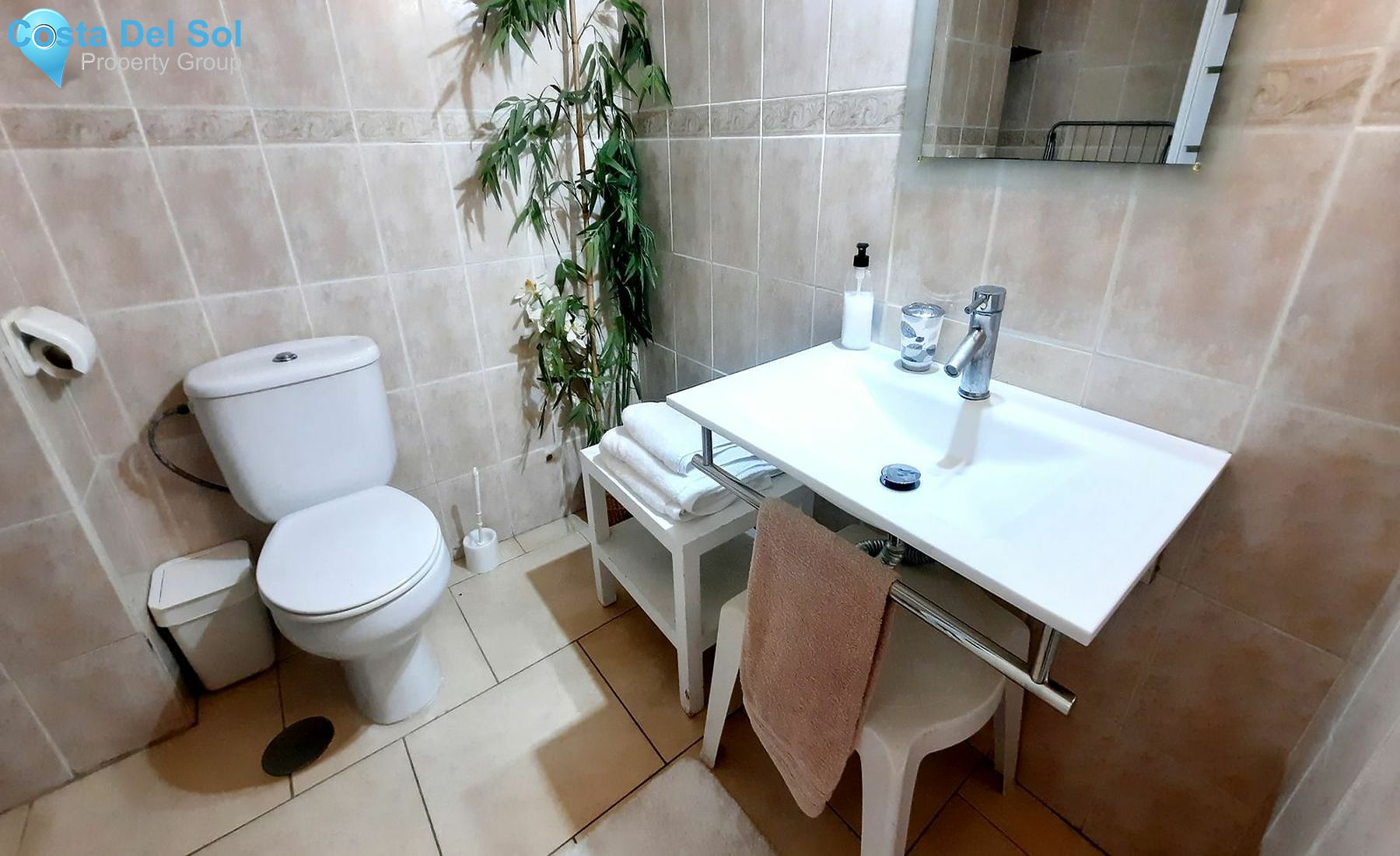 Middle Floor Apartment in Fuengirola-1514937