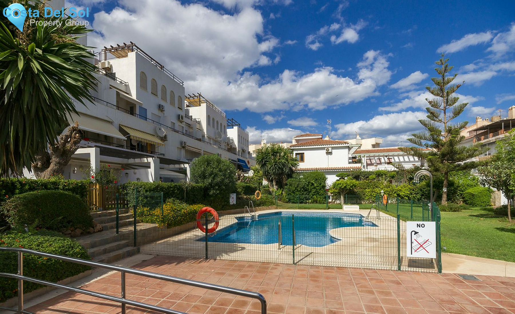 Middle Floor Apartment in La Carihuela-1404275