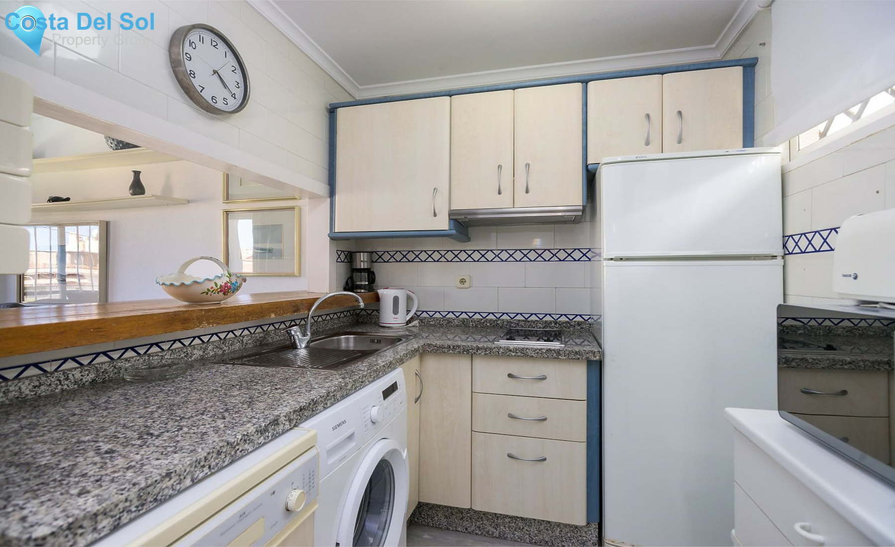 Middle Floor Apartment in La Carihuela-1404267