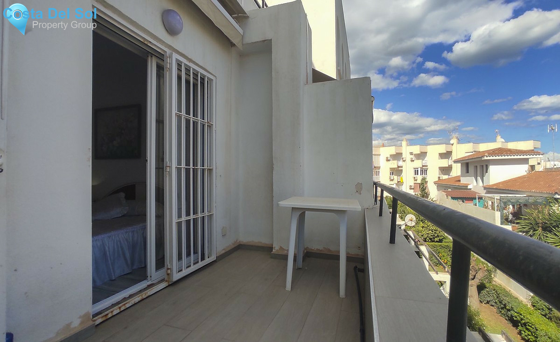Middle Floor Apartment in La Carihuela-1404270