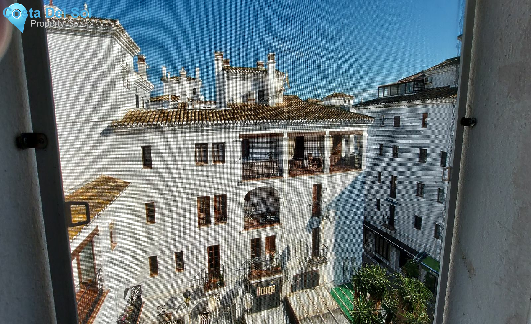 Middle Floor Apartment in La Duquesa