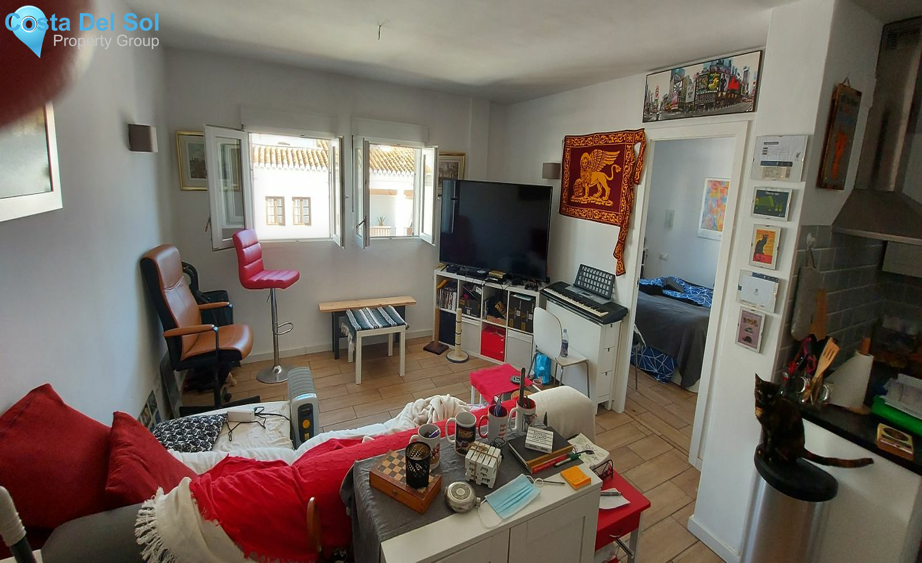 Middle Floor Apartment in La Duquesa-1201750