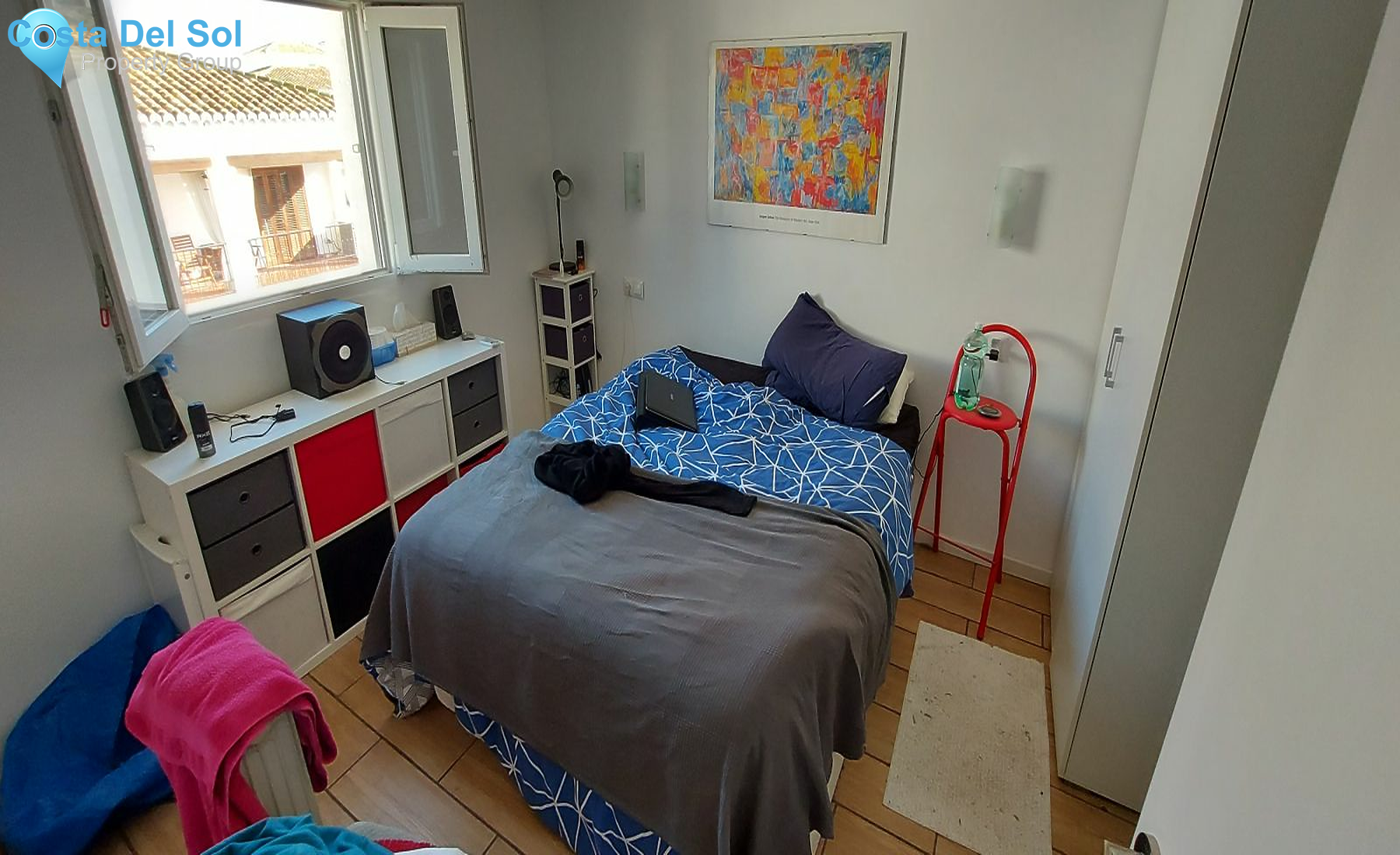 Middle Floor Apartment in La Duquesa-1201751