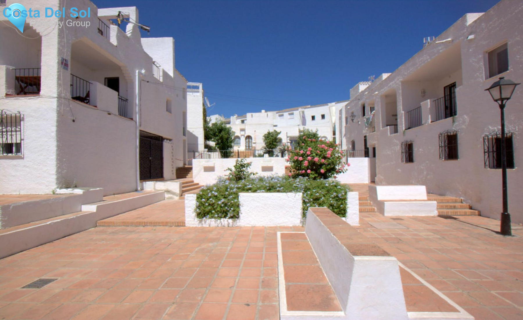 Middle Floor Apartment in La Duquesa