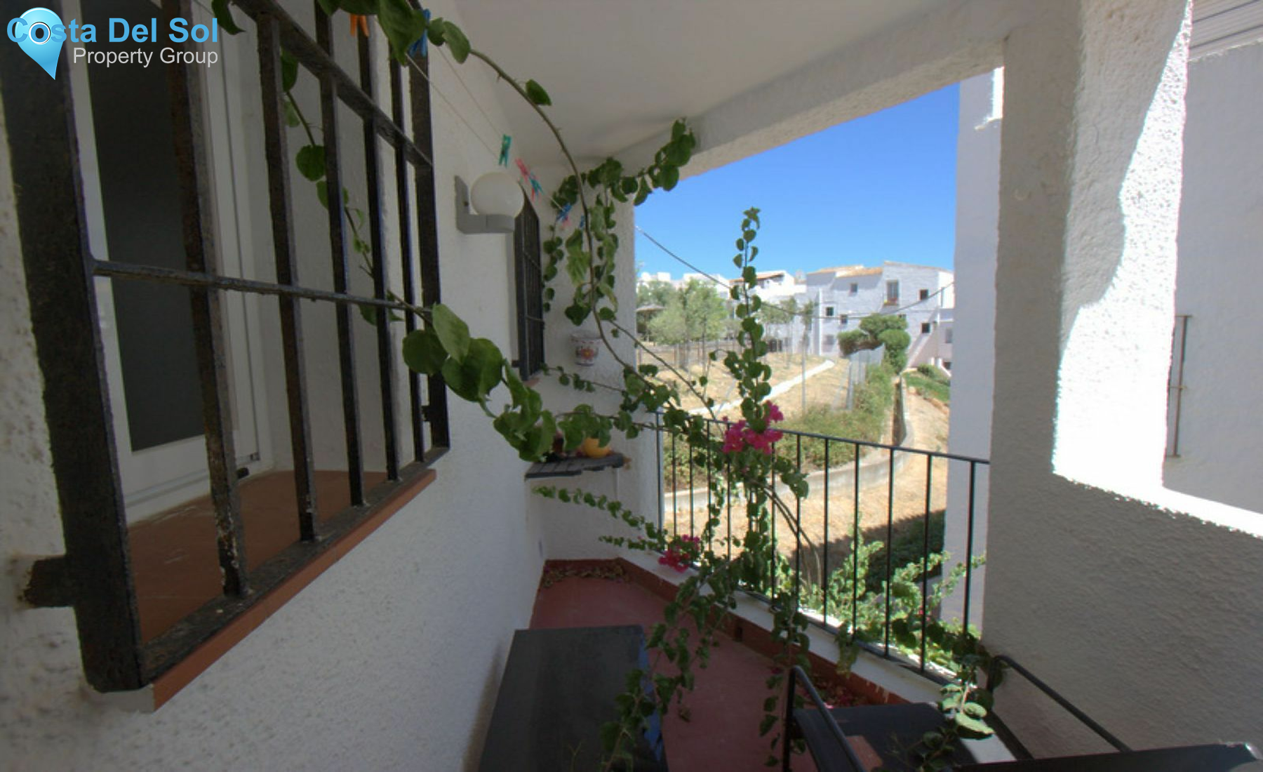 Middle Floor Apartment in La Duquesa-1396844