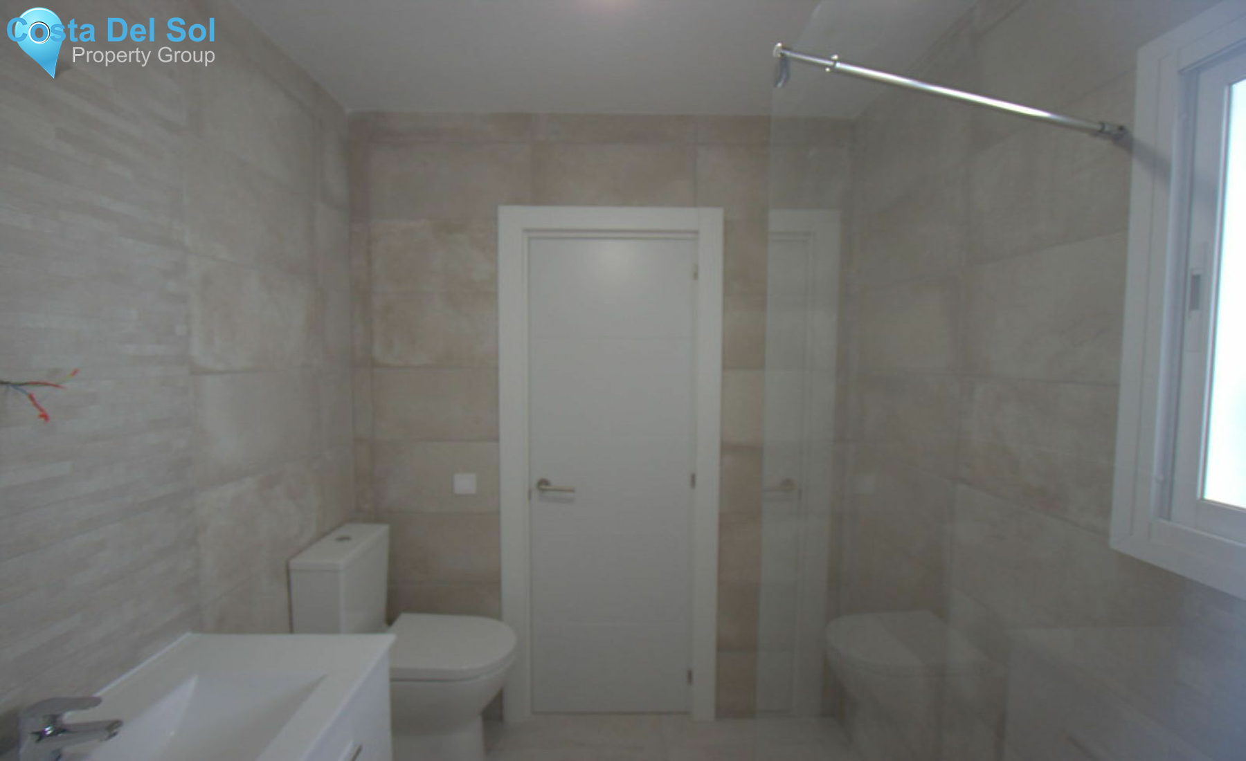 Middle Floor Apartment in La Duquesa-1396848