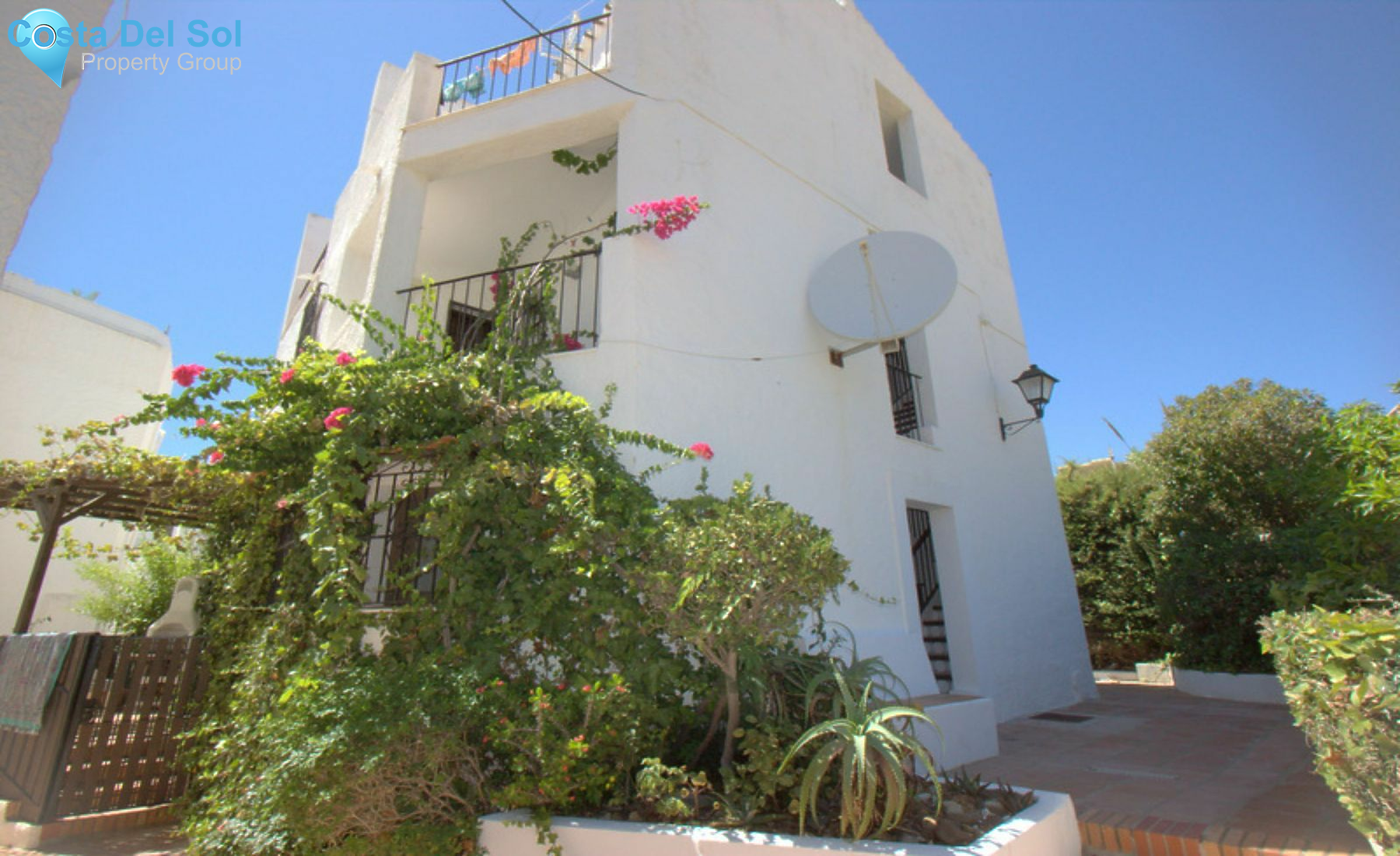 Middle Floor Apartment in La Duquesa-1396854