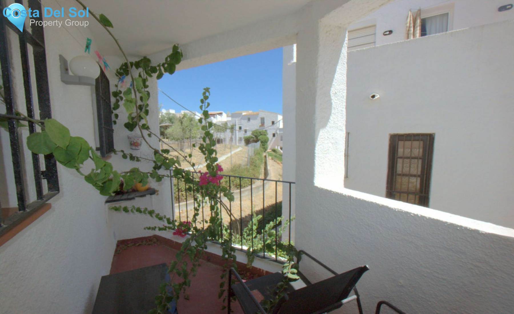 Middle Floor Apartment in La Duquesa-1396843