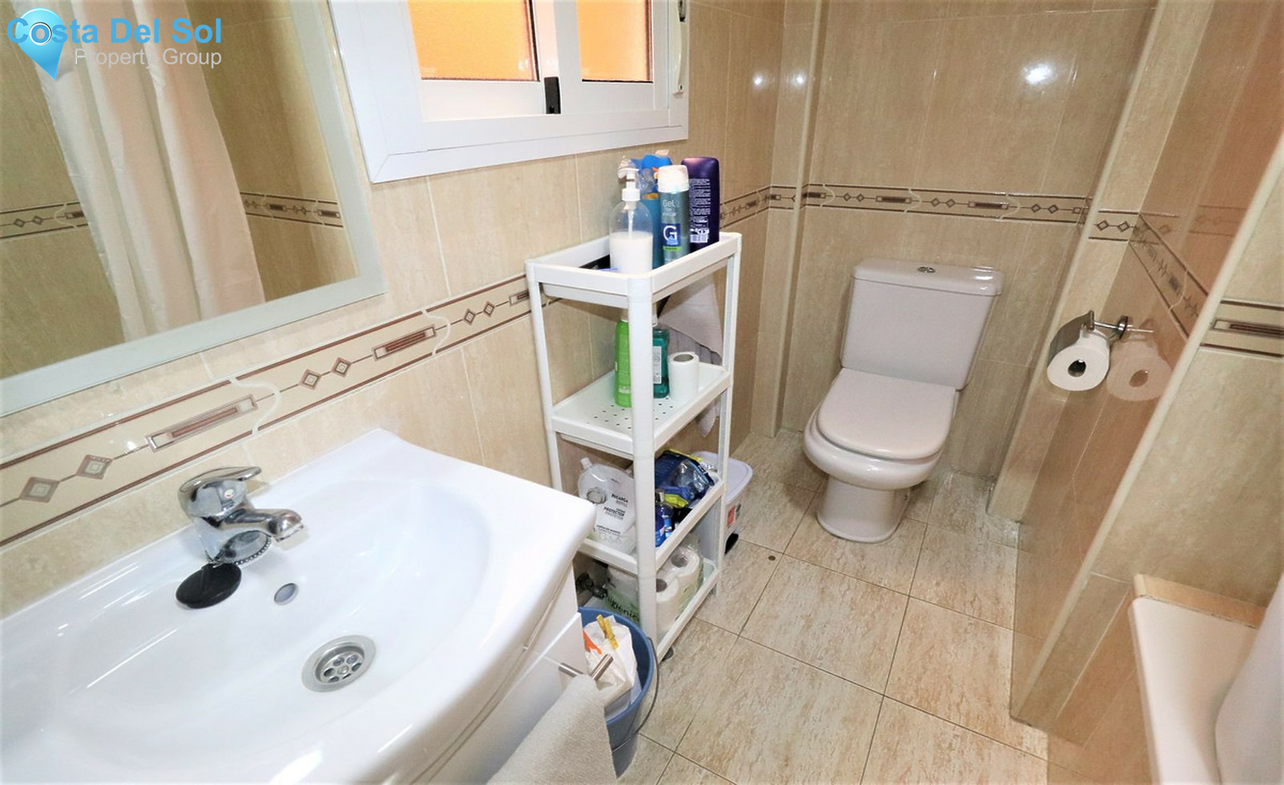 Middle Floor Apartment in Las Lagunas-1260689